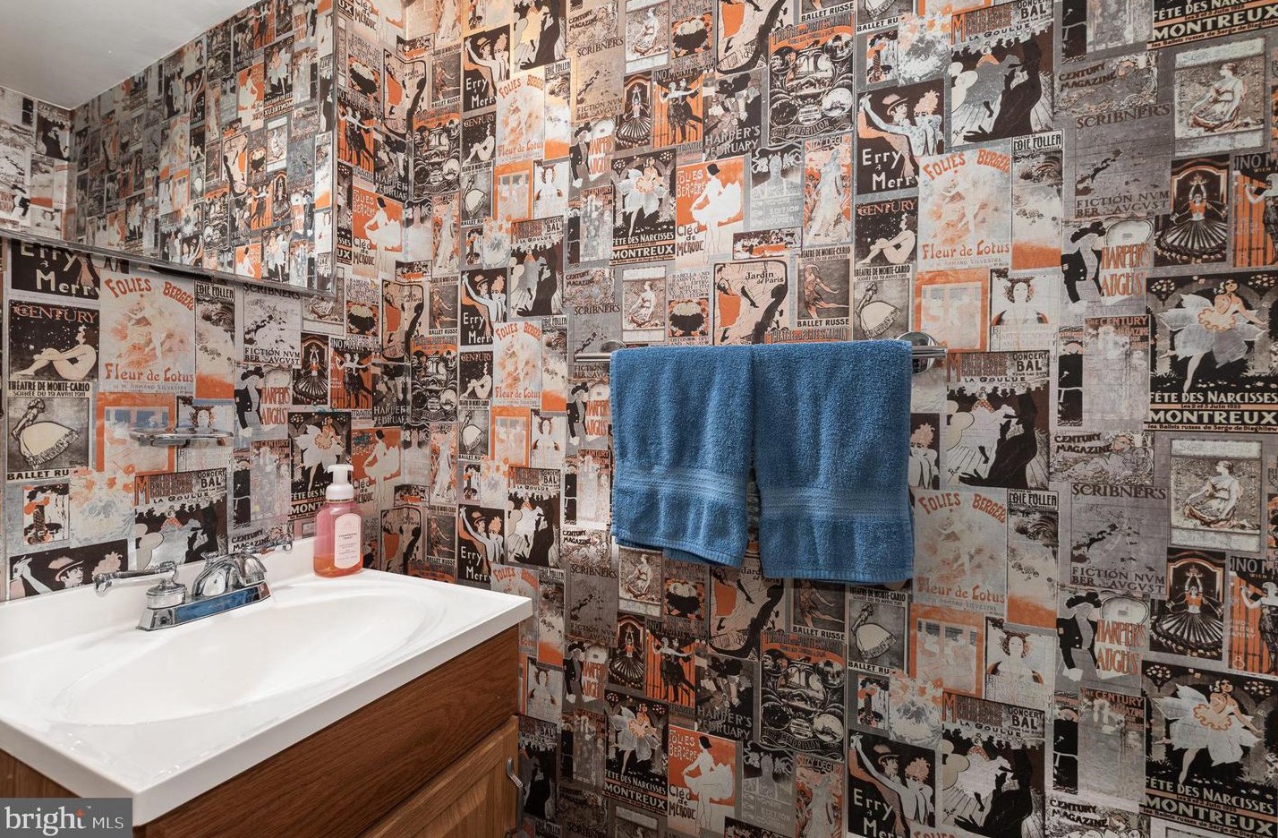 29 Bernadotte Ct, Baltimore MD 21234-8026 exterior