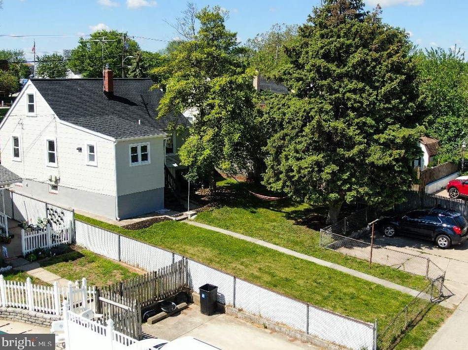 7416 Holabird Ave, Baltimore MD  21222-1826 exterior