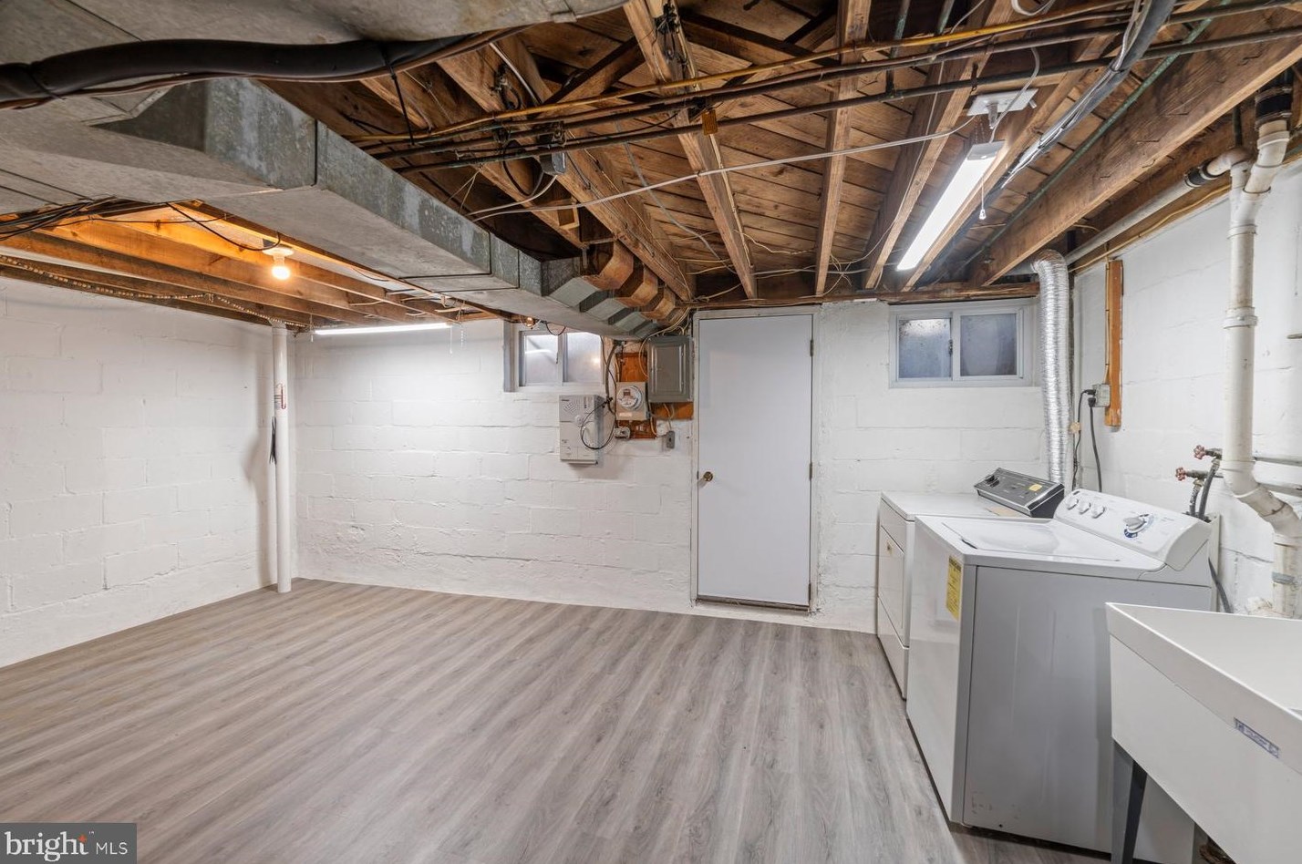 428 Westshire Dr, Baltimore MD exterior