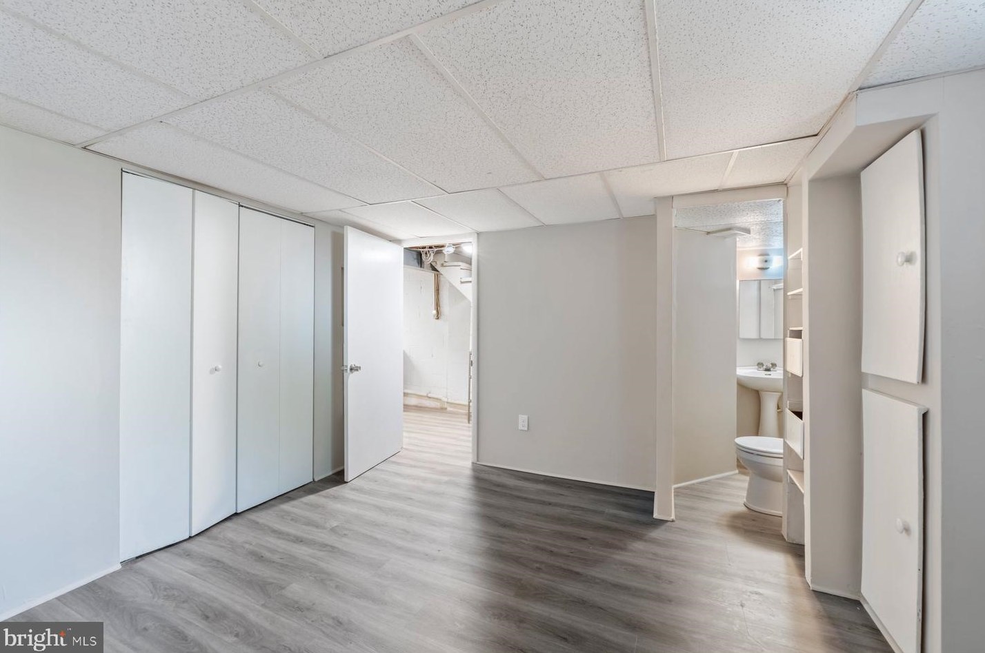 428 Westshire Dr, Baltimore MD exterior