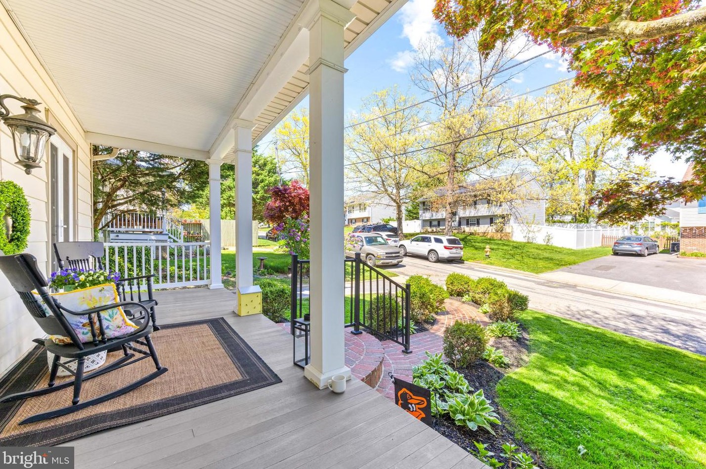 44 Glenwood Ave, Baltimore, MD 21228-3430