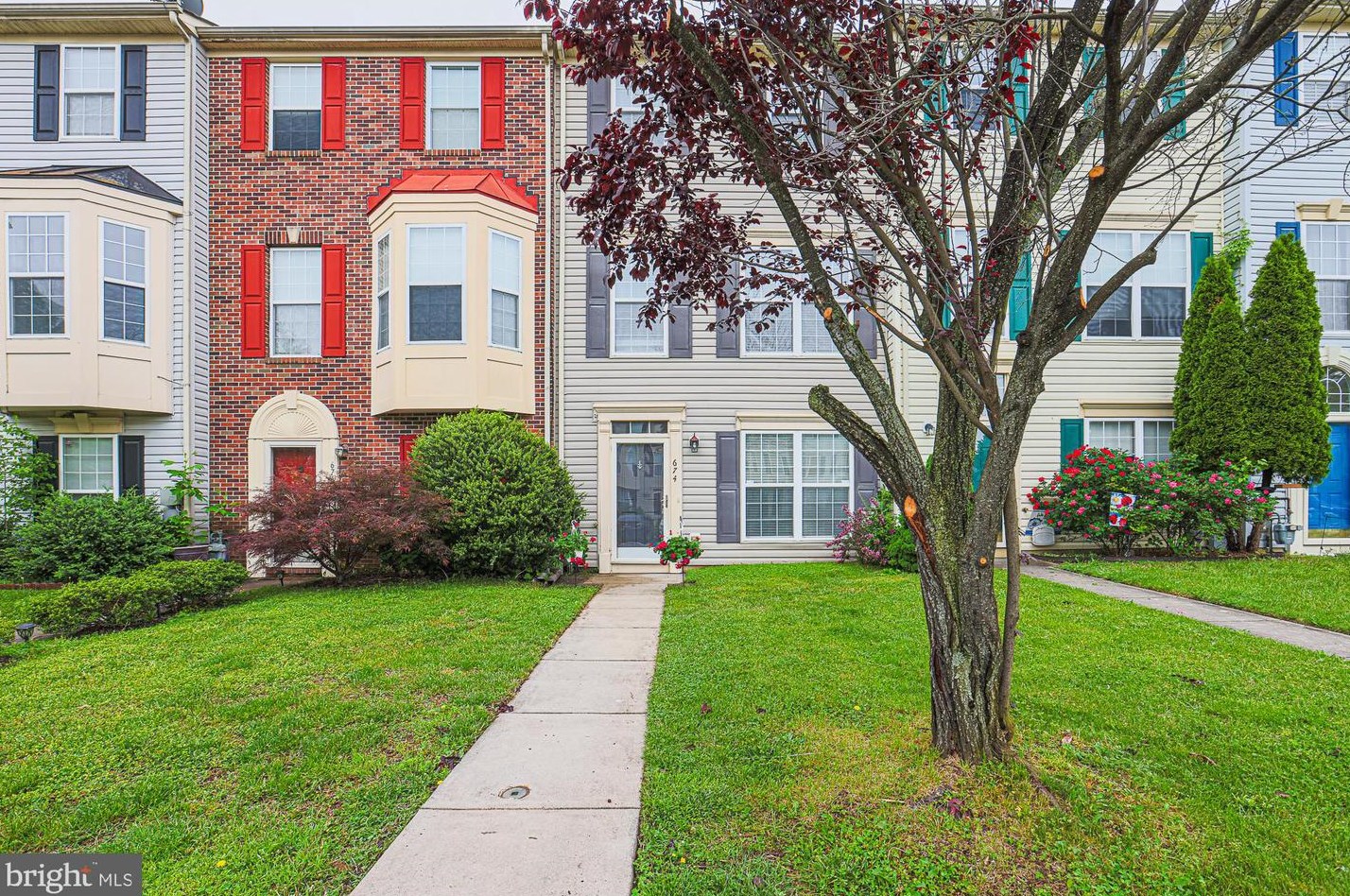 674 Hunting Fields Rd, Baltimore, MD 21220-2325