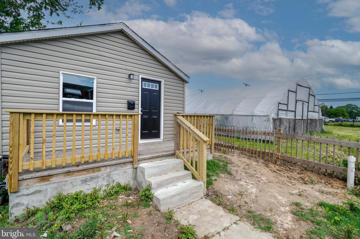 208 Riverview Ave, Baltimore, MD 21222-4214