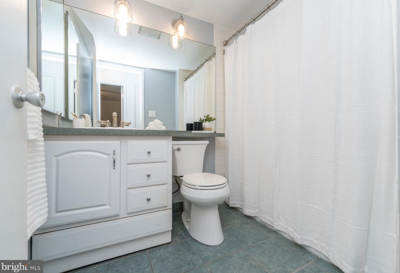 3203 Old Post Dr, Baltimore MD  21208-3212 exterior