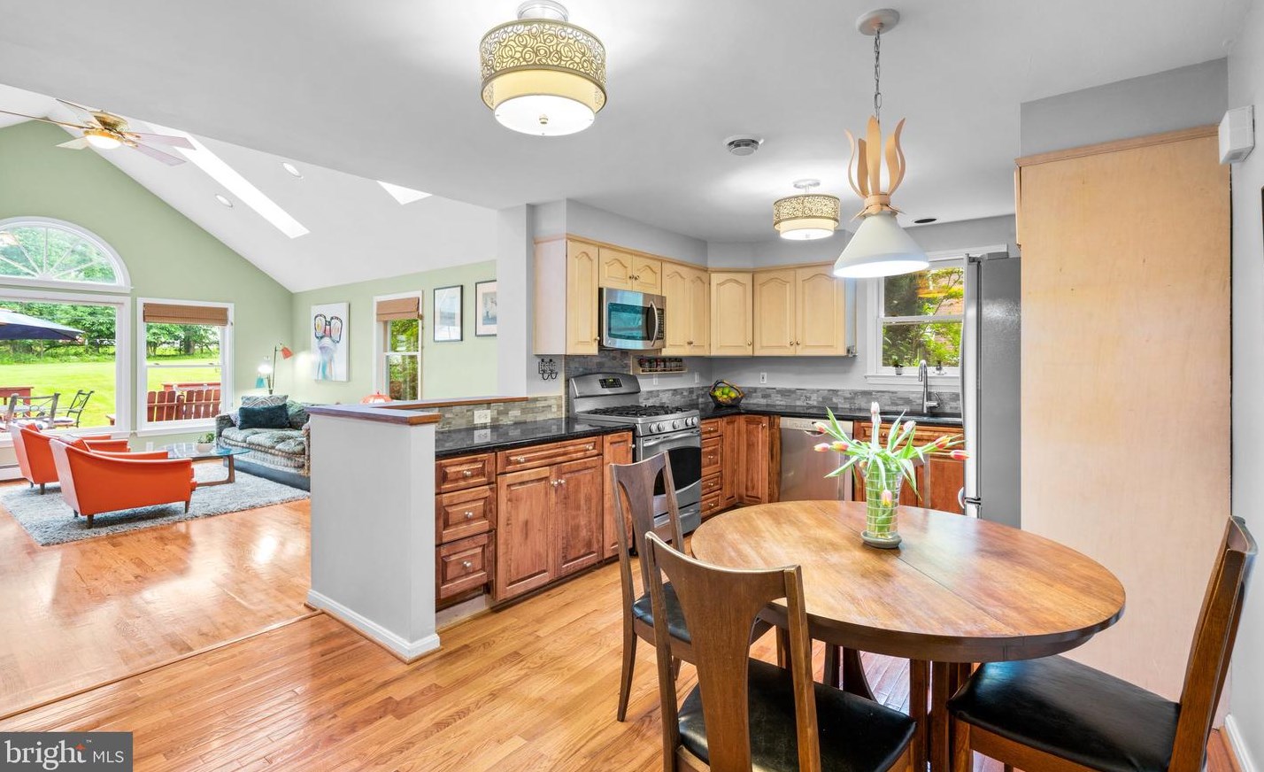 1602 Idlewilde Ave, Baltimore MD 21228-5605 exterior