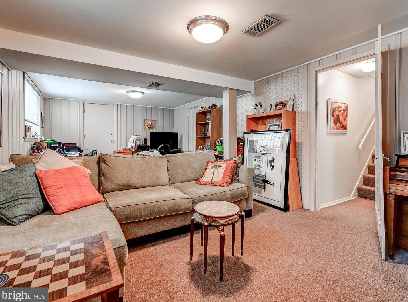 2417 Hunt Dr, Baltimore MD 21209-1547 exterior