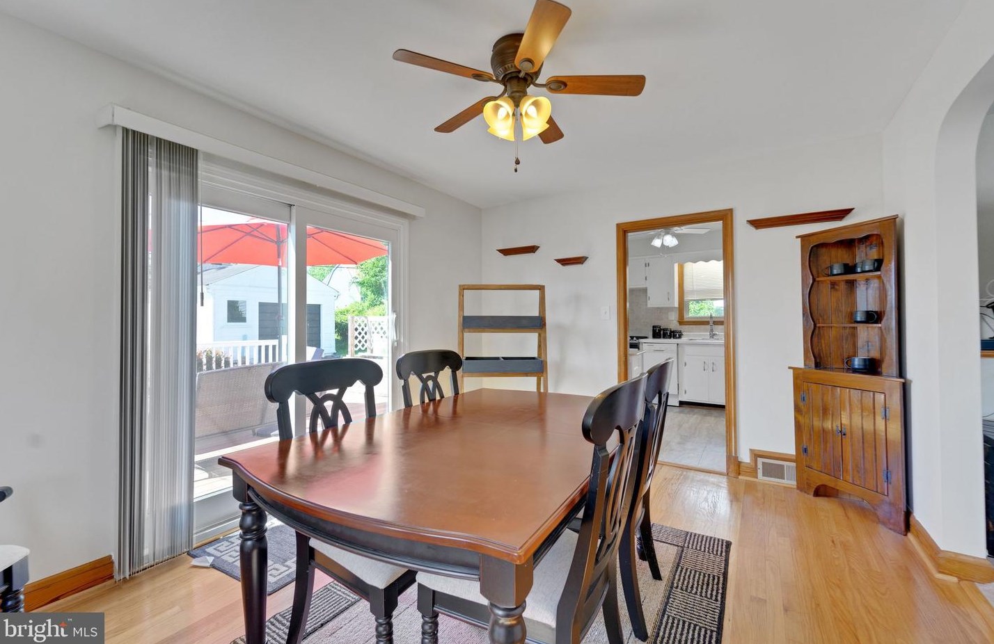 1251 Oakland Ter Rd, Baltimore MD  21227-2845 exterior