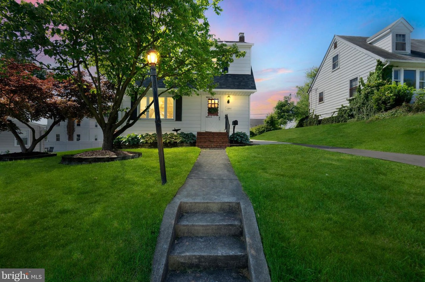 1251 Oakland Ter Rd, Baltimore MD  21227-2845 exterior