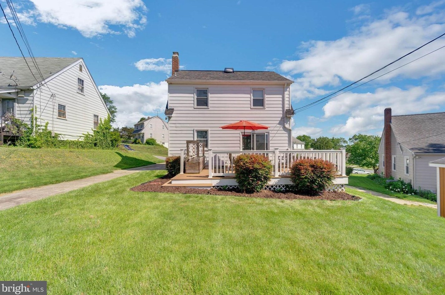 1251 Oakland Ter Rd, Baltimore MD  21227-2845 exterior