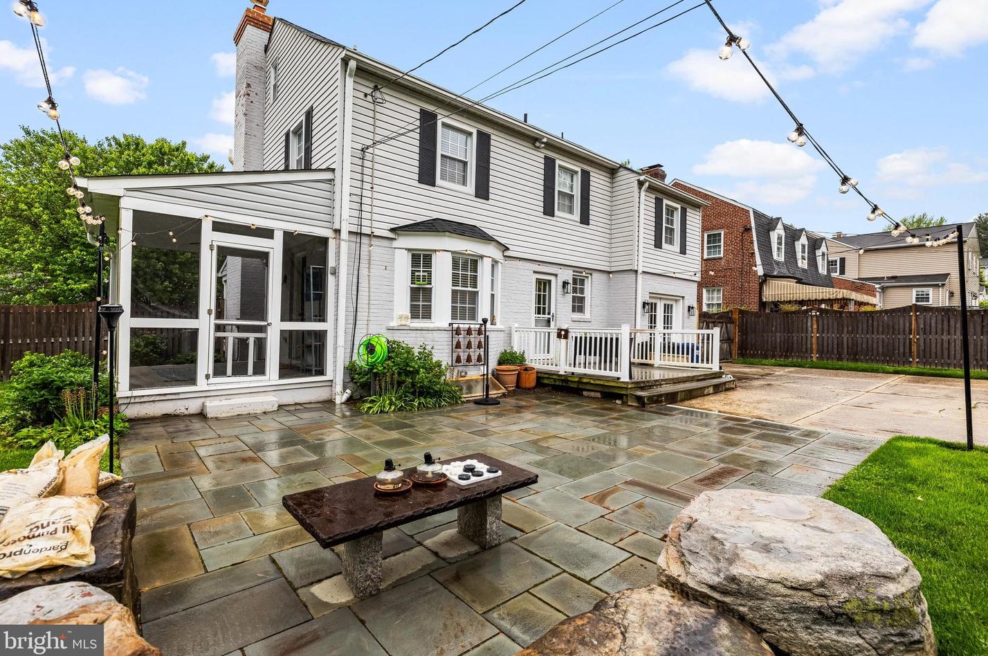627 Piccadilly Rd, Baltimore MD  21204-3822 exterior