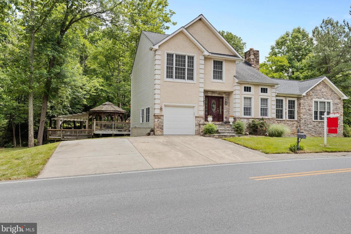 227 Oella Ave, Baltimore, MD 21228-5415