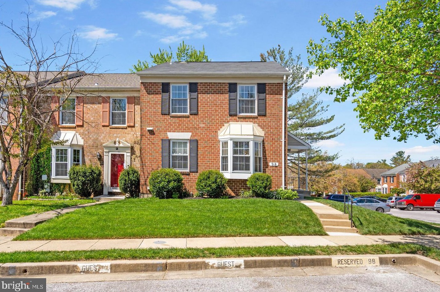 98 Courtland Woods Cir, Baltimore, MD 21208-2645