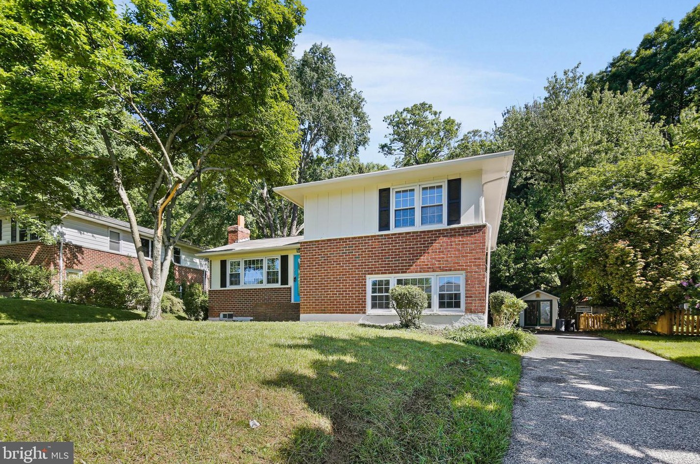 724 Scarlett Dr, Baltimore, MD 21286-2905
