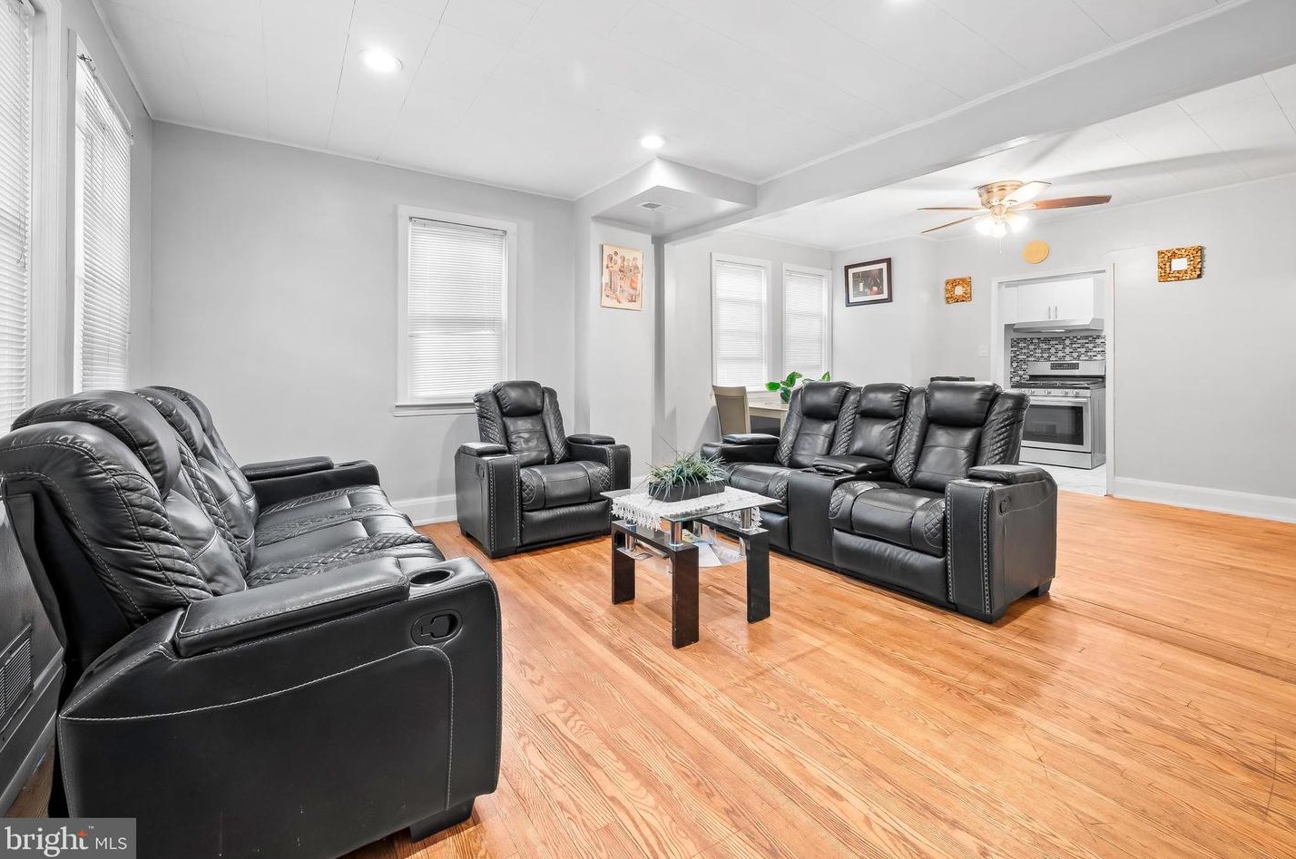 2609 Wycliffe Rd, Baltimore MD  21234-6238 exterior