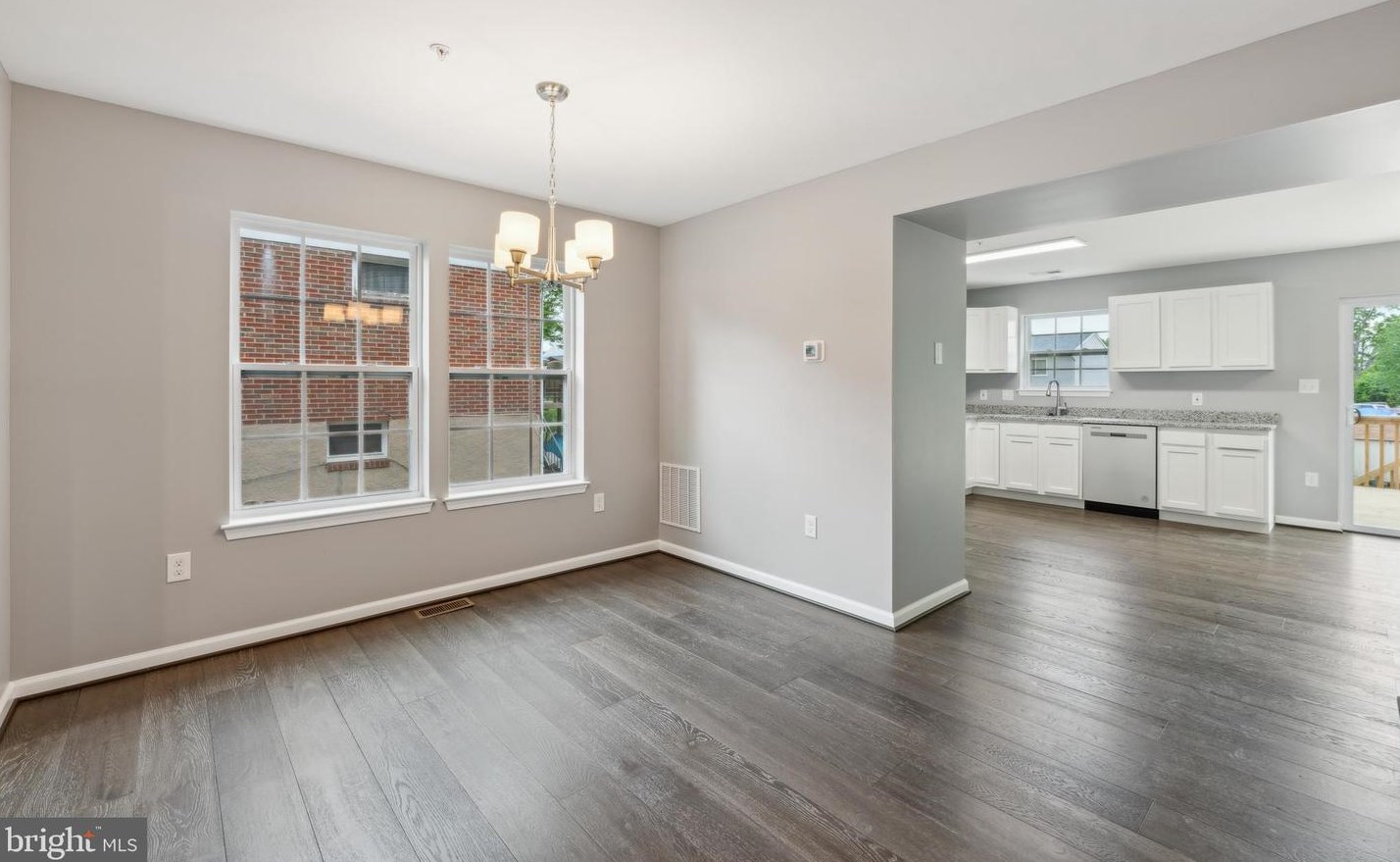 5902 Hilltop Ave, Baltimore MD  21207-5058 exterior