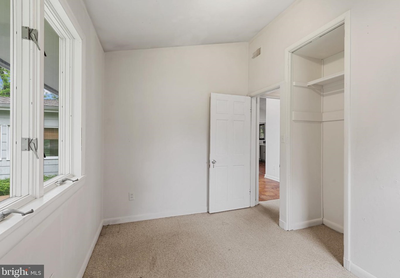 716 Seminary Ave, Baltimore MD  21286-1538 exterior