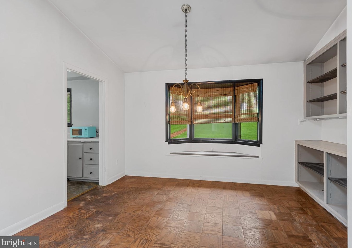 716 Seminary Ave, Baltimore MD  21286-1538 exterior