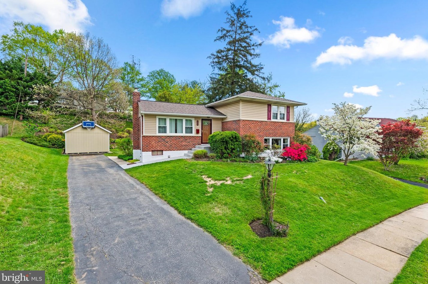 705 Shelley Rd, Baltimore, MD 21286-2926