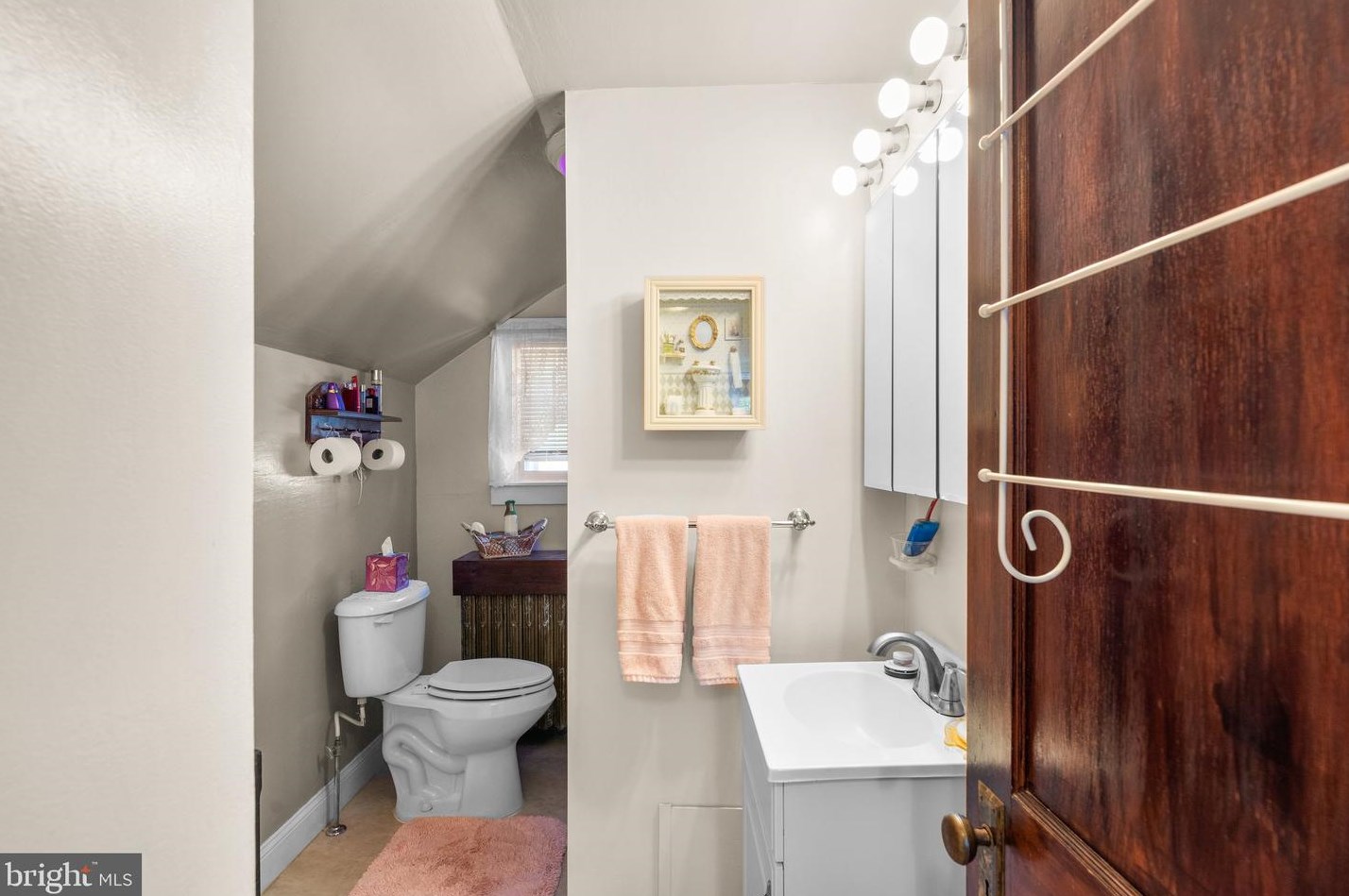 5576 Ashbourne Rd, Baltimore MD 21227-2814 exterior