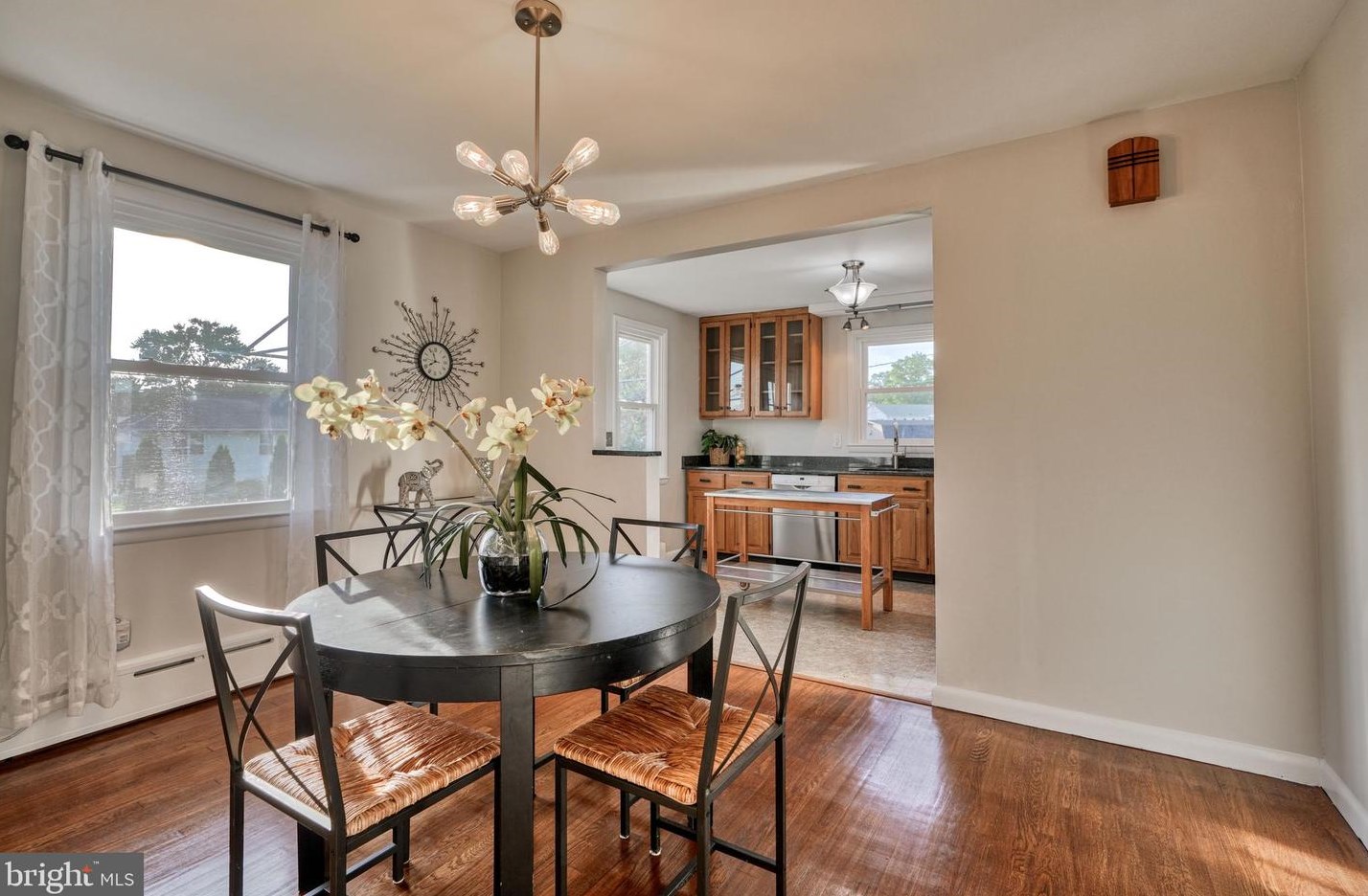 8808 Richmond Ave, Baltimore MD 21213-1145 exterior