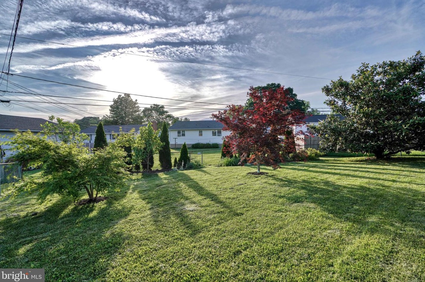 8808 Richmond Ave, Baltimore MD 21213-1145 exterior