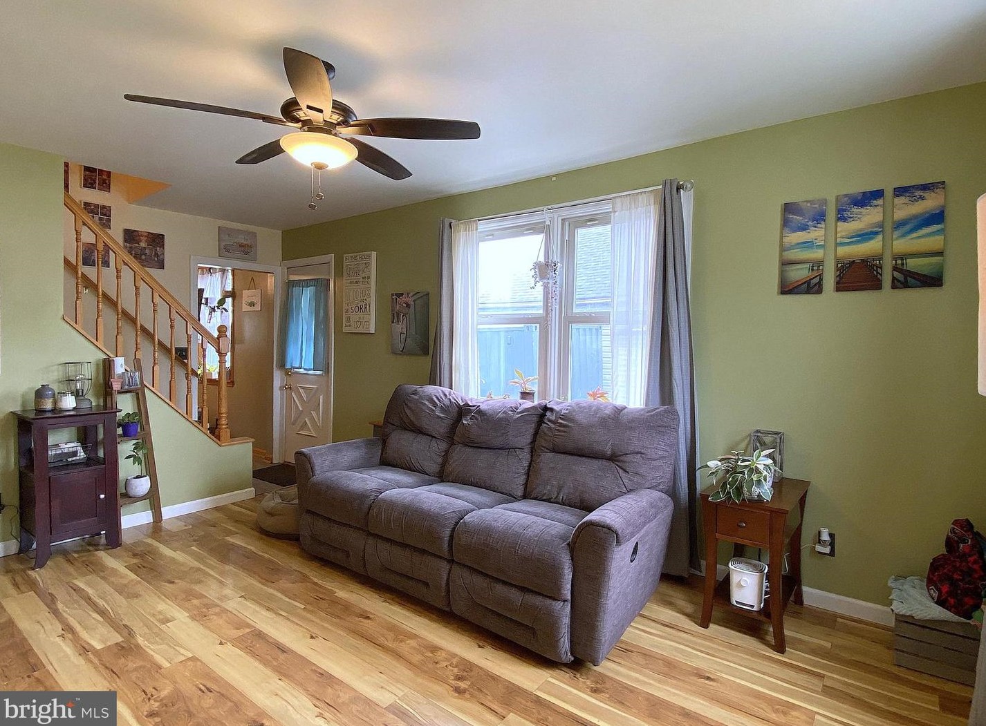 404 Taylor Ave, Baltimore MD 21228-2200 exterior