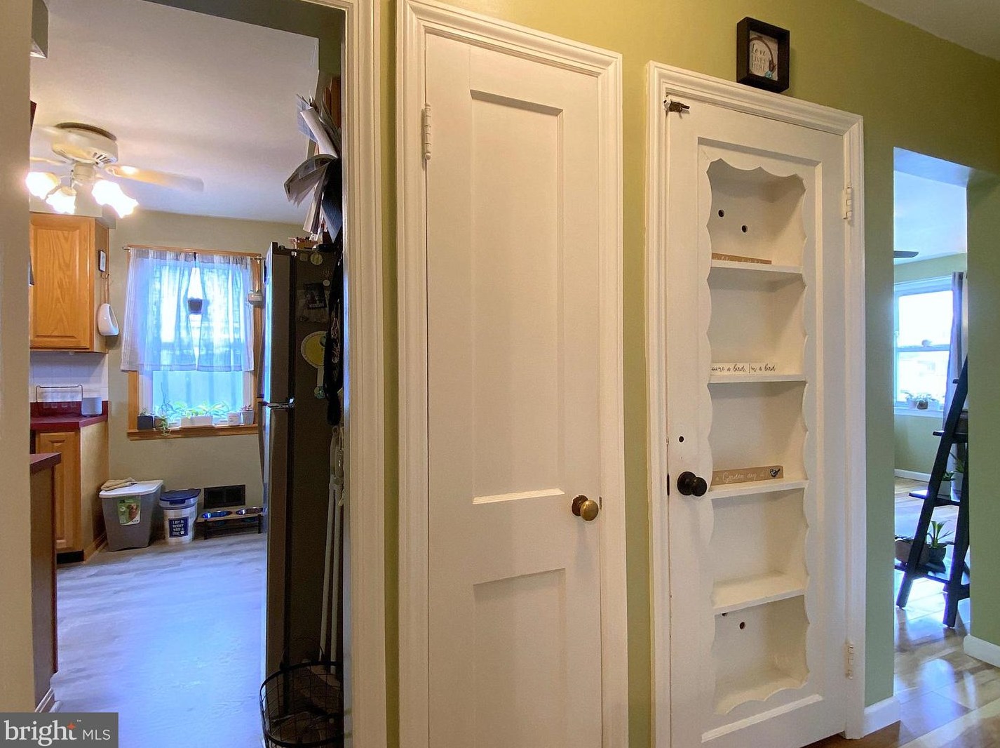 404 Taylor Ave, Baltimore MD 21228-2200 exterior