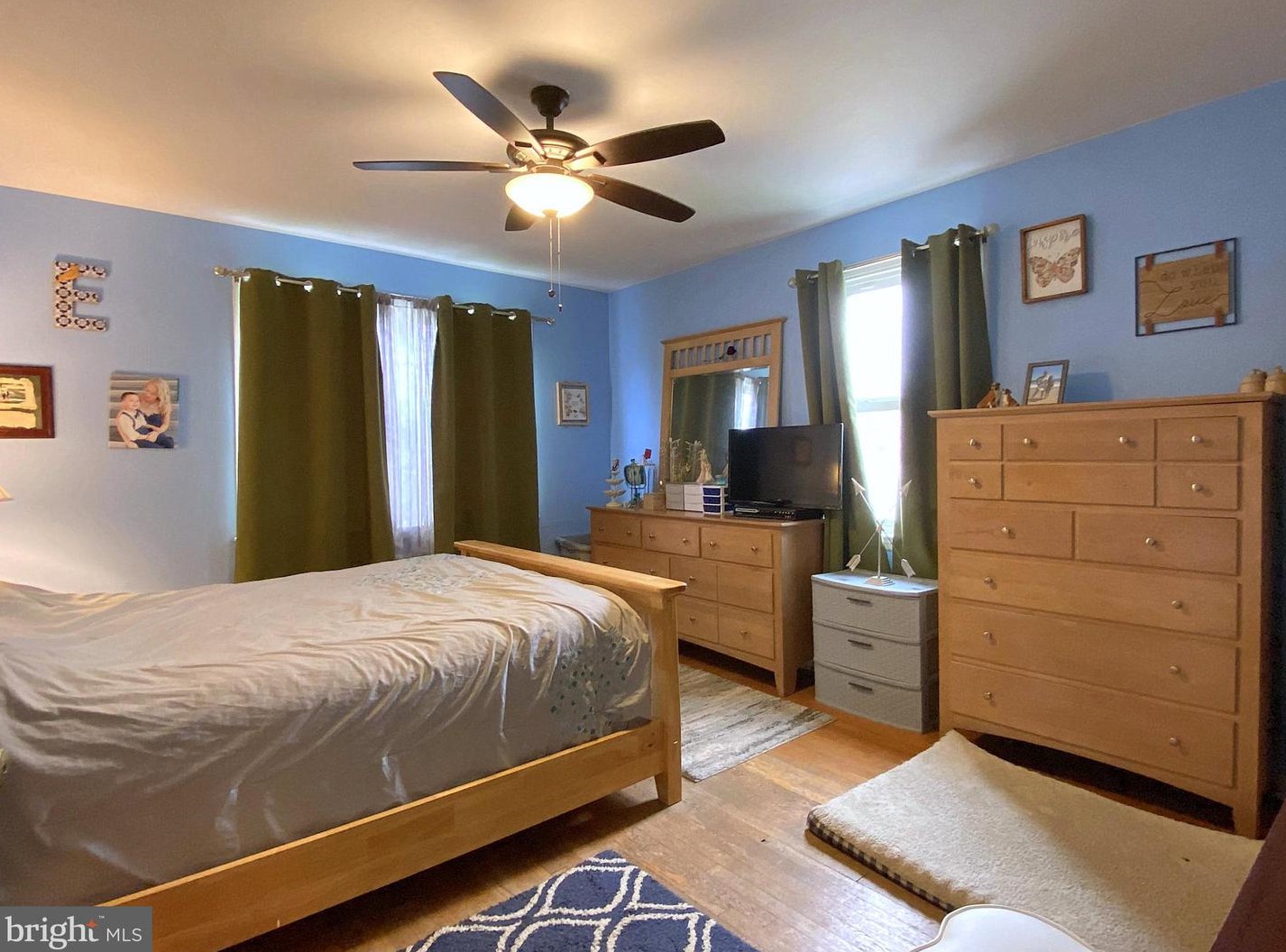 404 Taylor Ave, Baltimore MD 21228-2200 exterior