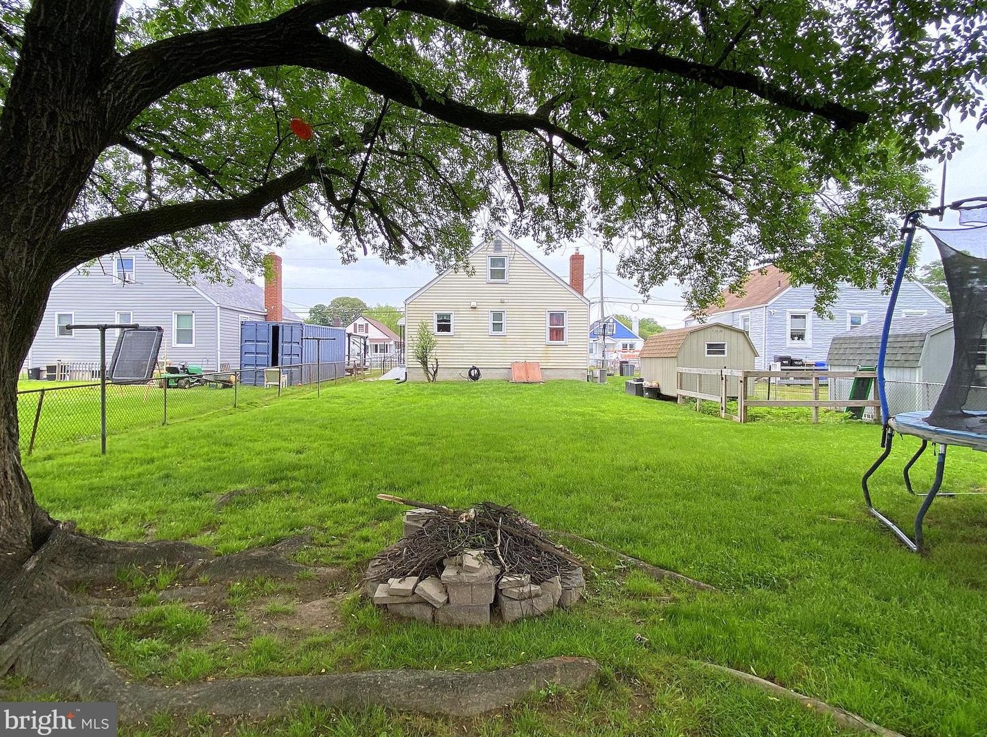 404 Taylor Ave, Baltimore MD 21228-2200 exterior