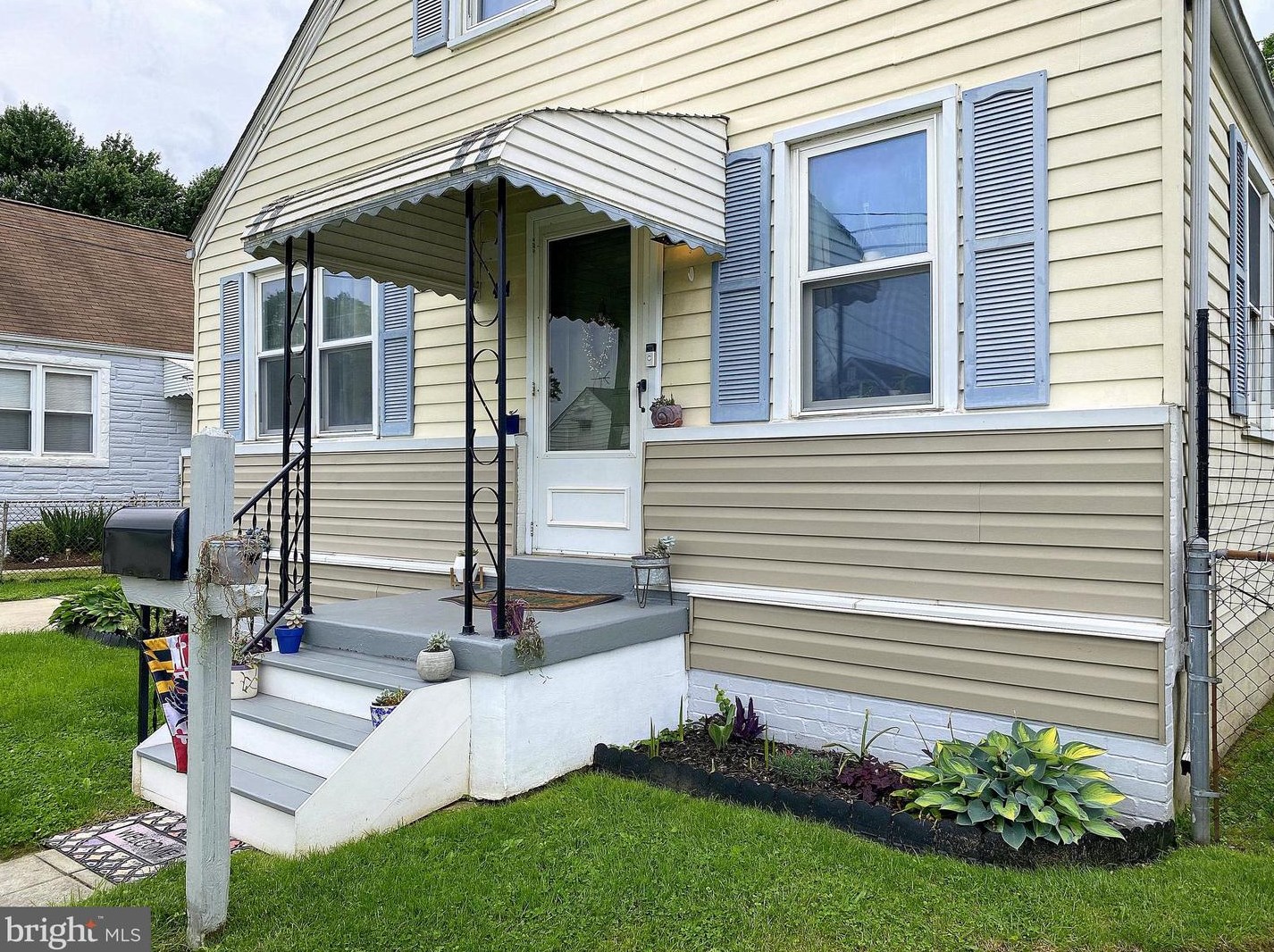 404 Taylor Ave, Baltimore MD 21228-2200 exterior