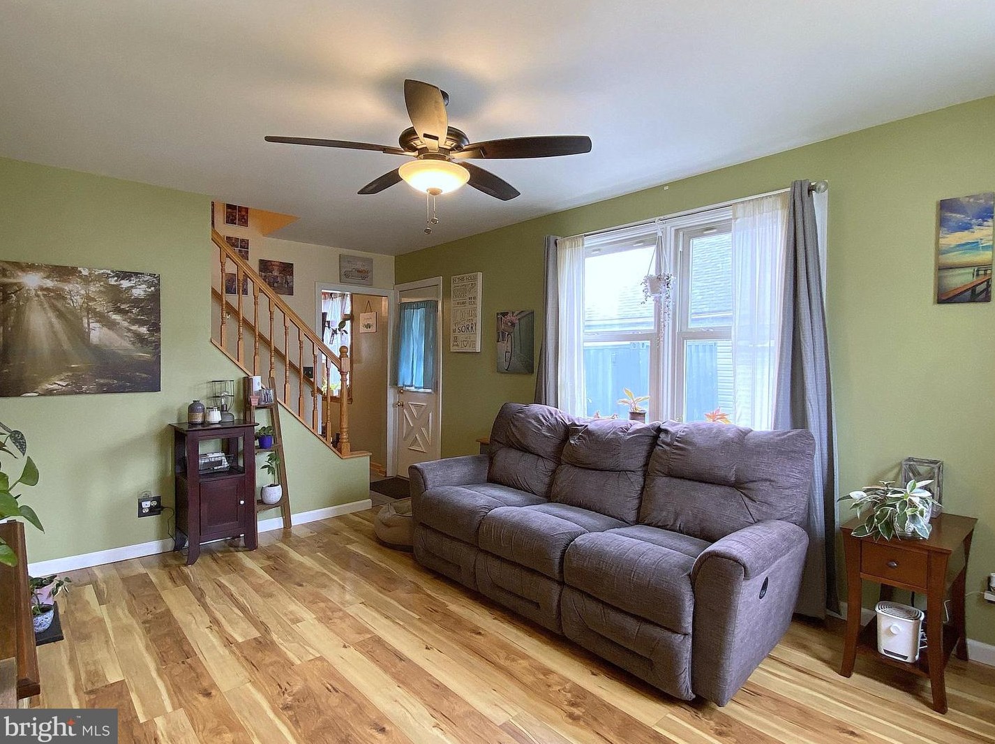 404 Taylor Ave, Baltimore MD 21228-2200 exterior