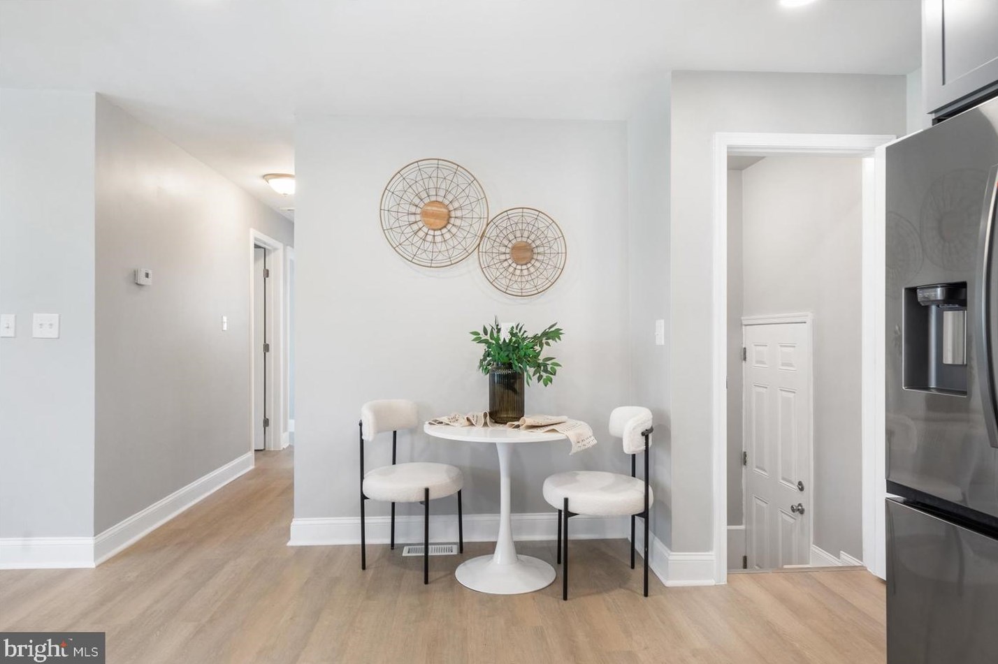 911 Rosedale Ave, Baltimore MD 21237-2728 exterior