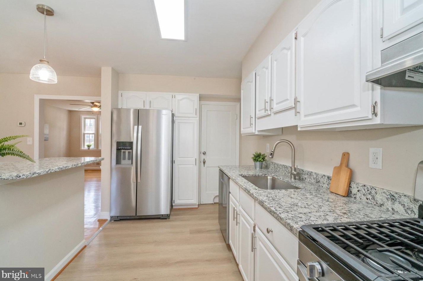 418 Stratford Rd, Baltimore MD  21228-1846 exterior