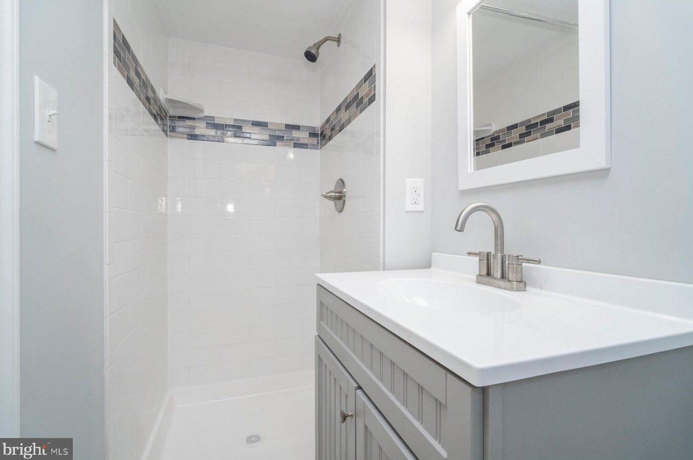 418 Stratford Rd, Baltimore MD  21228-1846 exterior