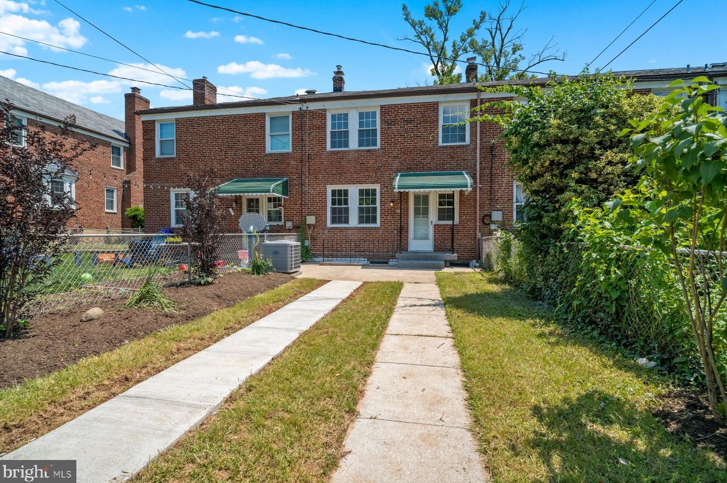 418 Stratford Rd, Baltimore MD  21228-1846 exterior