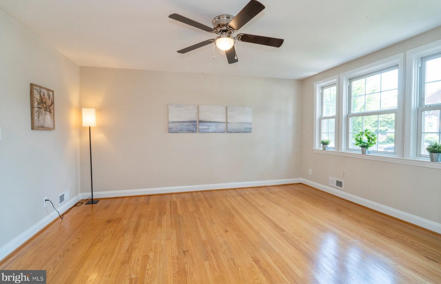 418 Stratford Rd, Baltimore MD  21228-1846 exterior