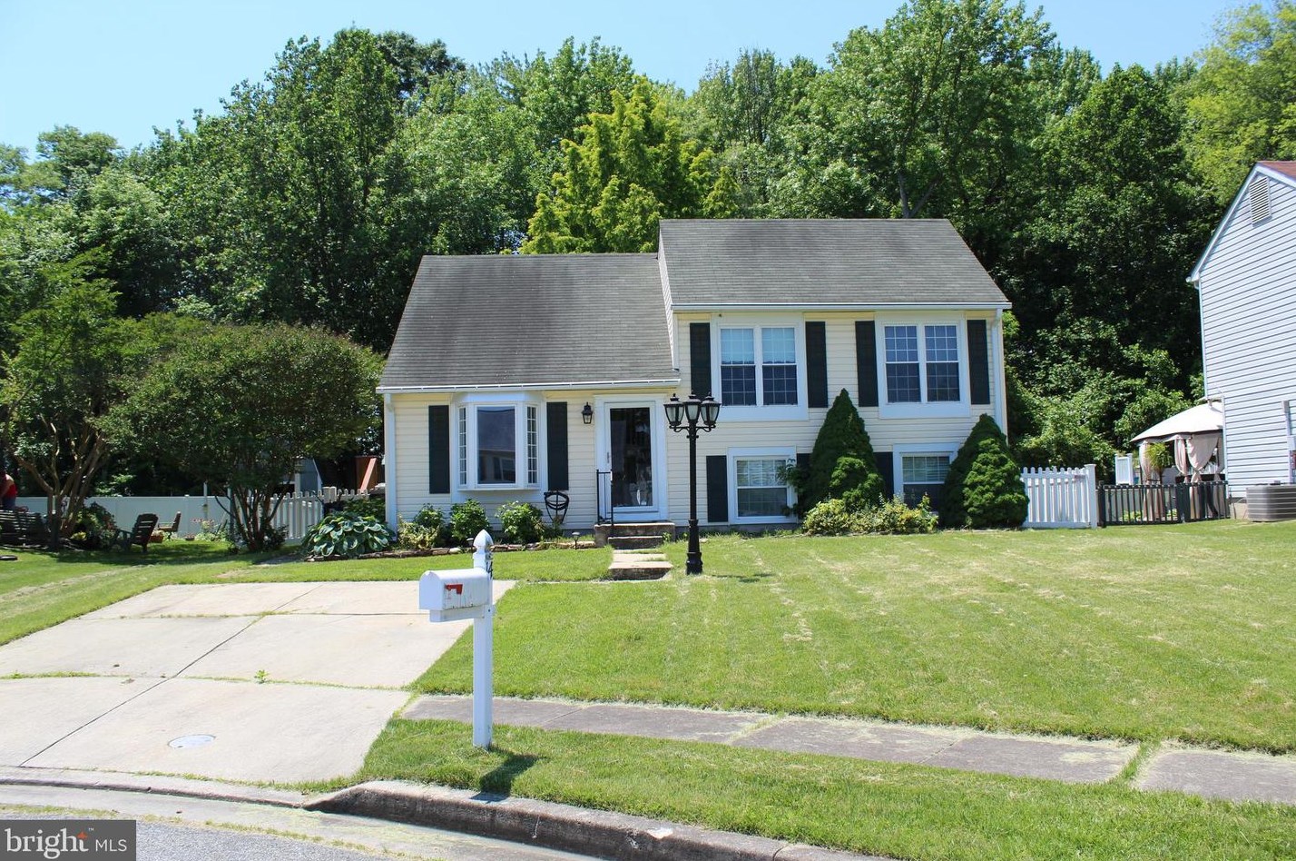 14 Olivia Ct, Baltimore, MD 21220