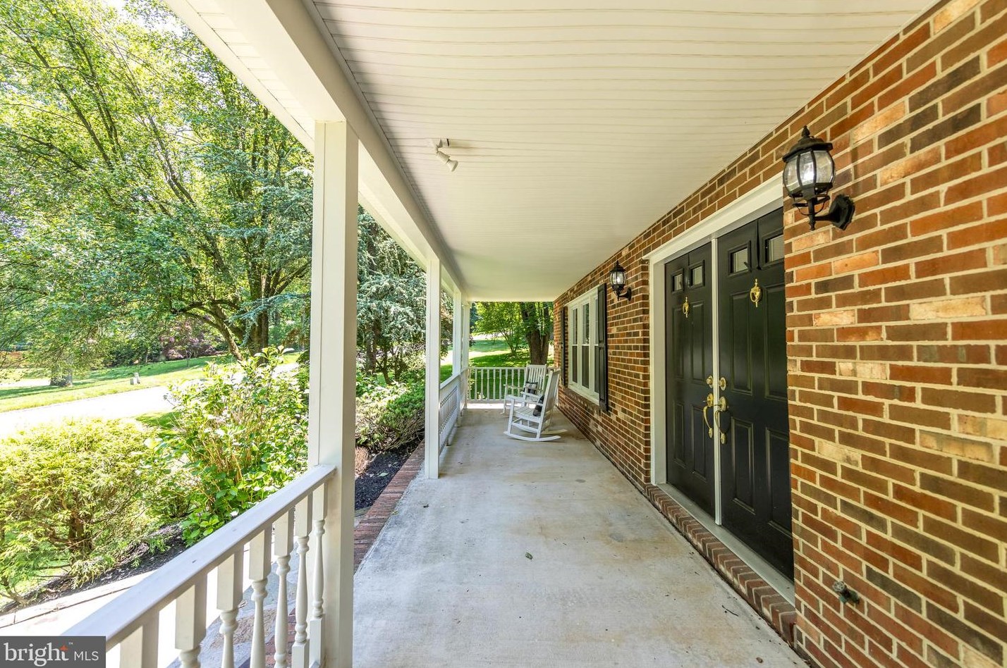 12 Trojan Horse Dr, Phoenix, MD 21131