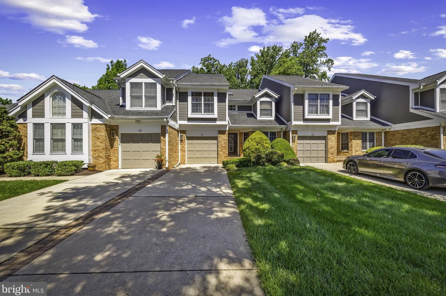 12 Raisin Tree Cir, Baltimore, MD 21208-1340