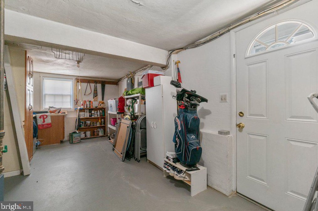 301 Roanoke Dr, Baltimore MD 21228-4243 exterior