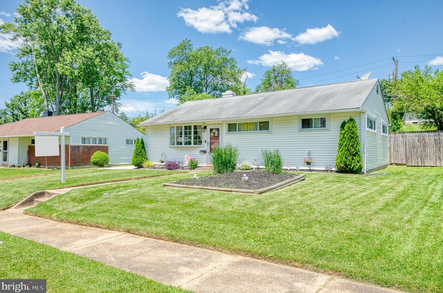 4706 Mawani Rd, Baltimore, MD 21206-1314