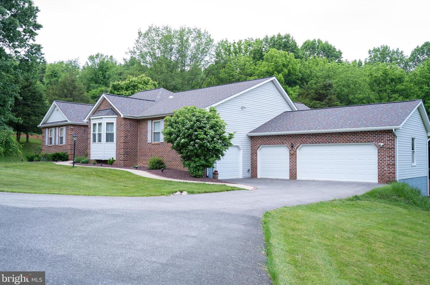 11 Spring Heath Ct, Baltimore MD  21244-1267 exterior