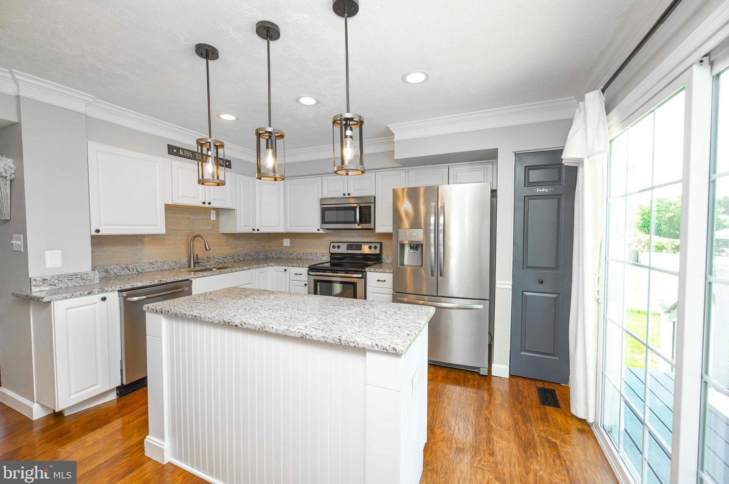 3744 Proctor Ln, Baltimore MD  21236-4747 exterior