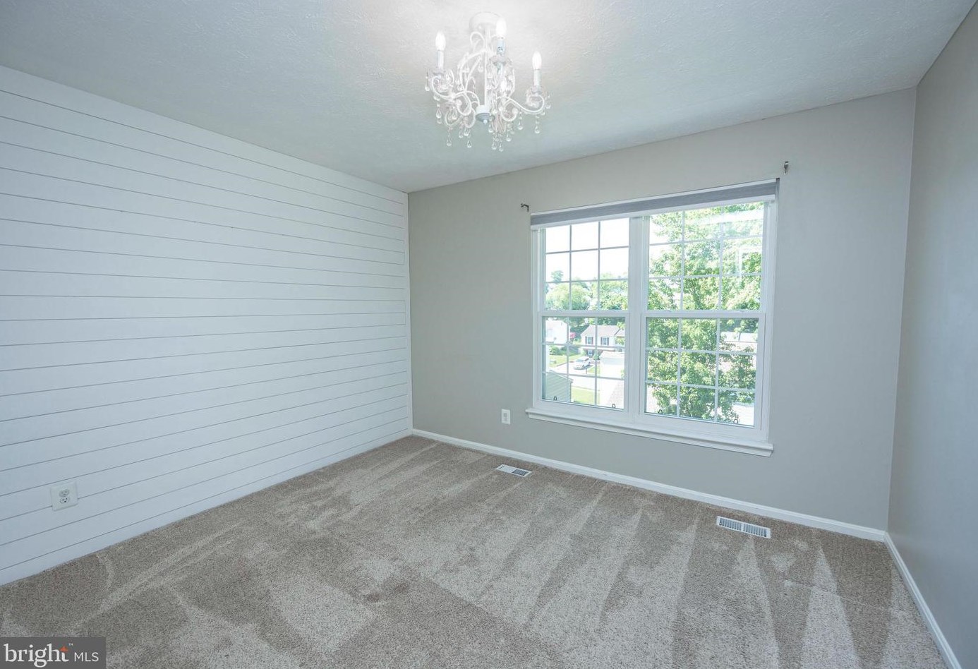 3744 Proctor Ln, Baltimore MD  21236-4747 exterior