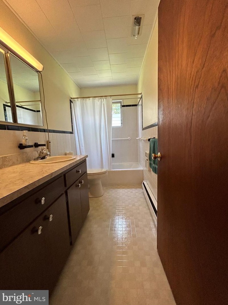 4 Manifold Ct, Baltimore MD 21220-3531 exterior