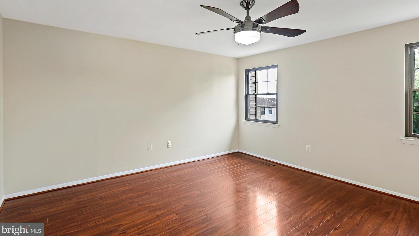 11 Heather Hl Rd, Baltimore MD  21228-6101 exterior