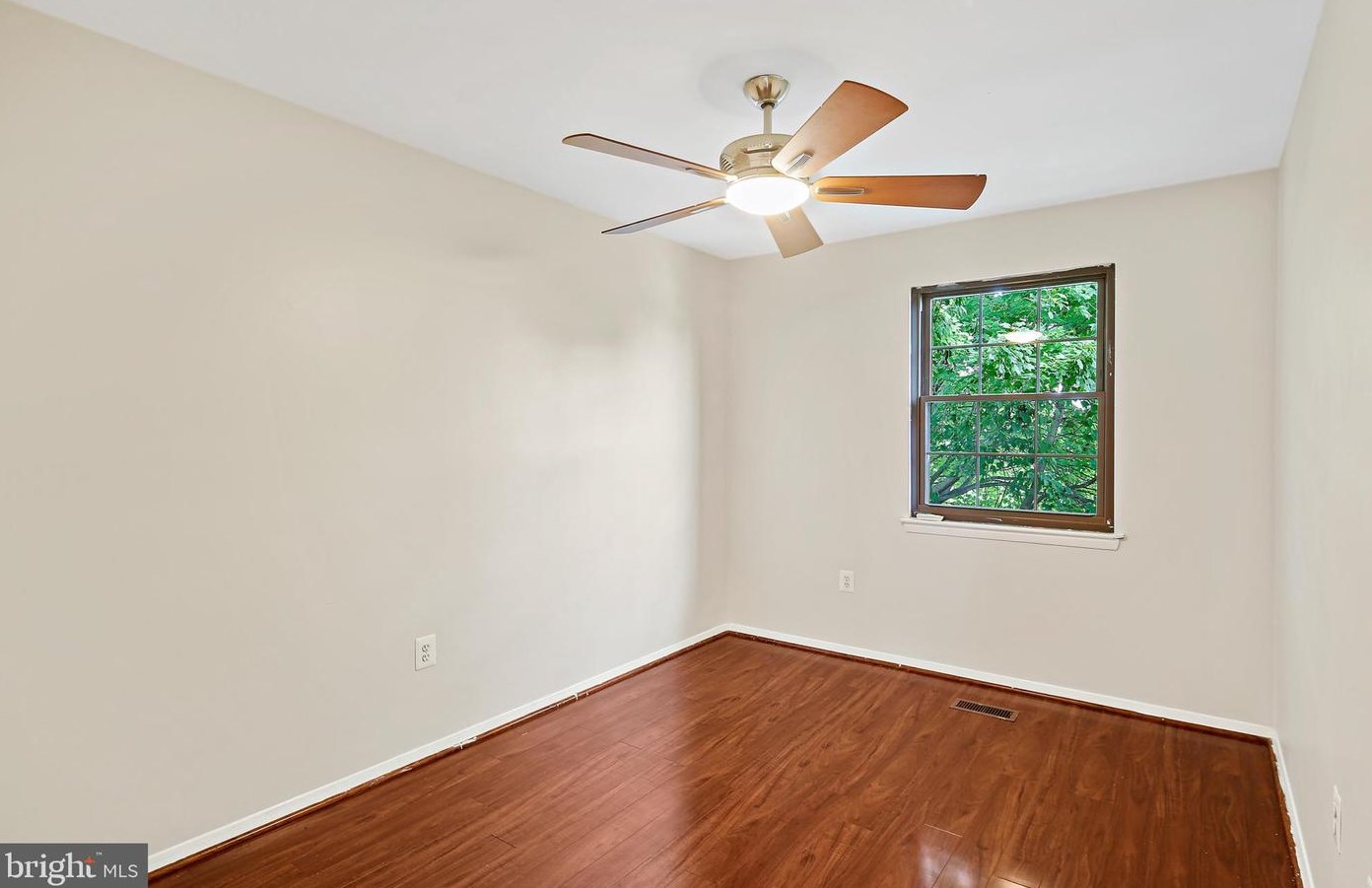 11 Heather Hl Rd, Baltimore MD  21228-6101 exterior