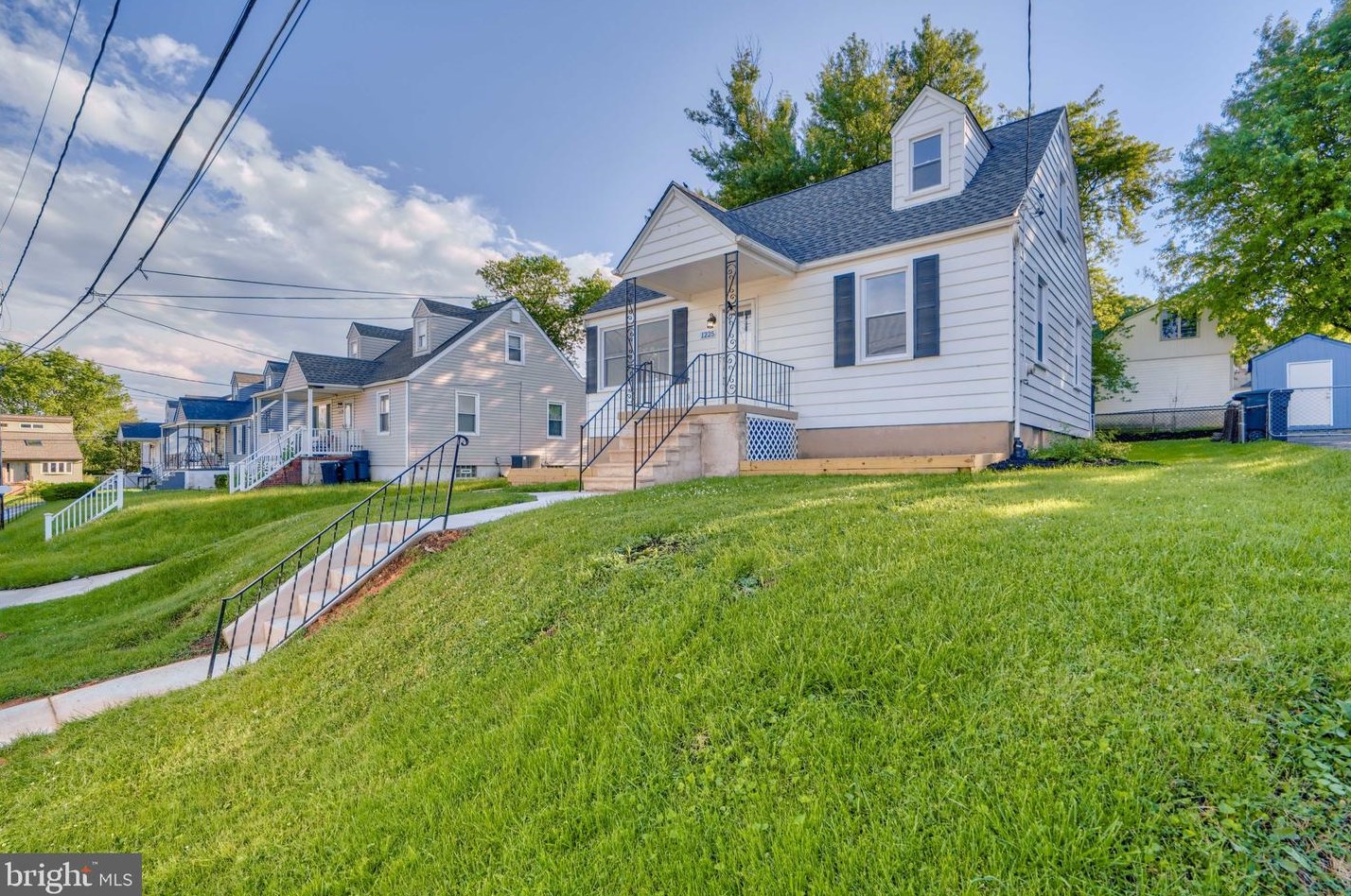 1225 Landover Rd, Baltimore, MD 21237-2921