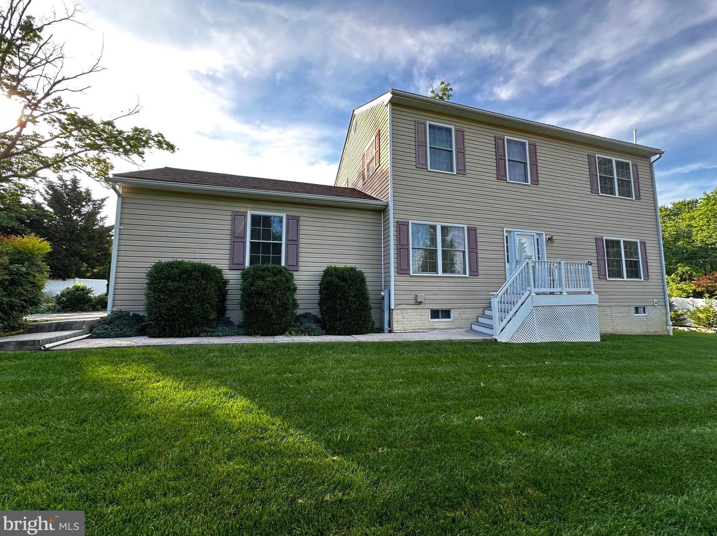 1907 Halethorpe Ave, Baltimore, MD 21227-4510