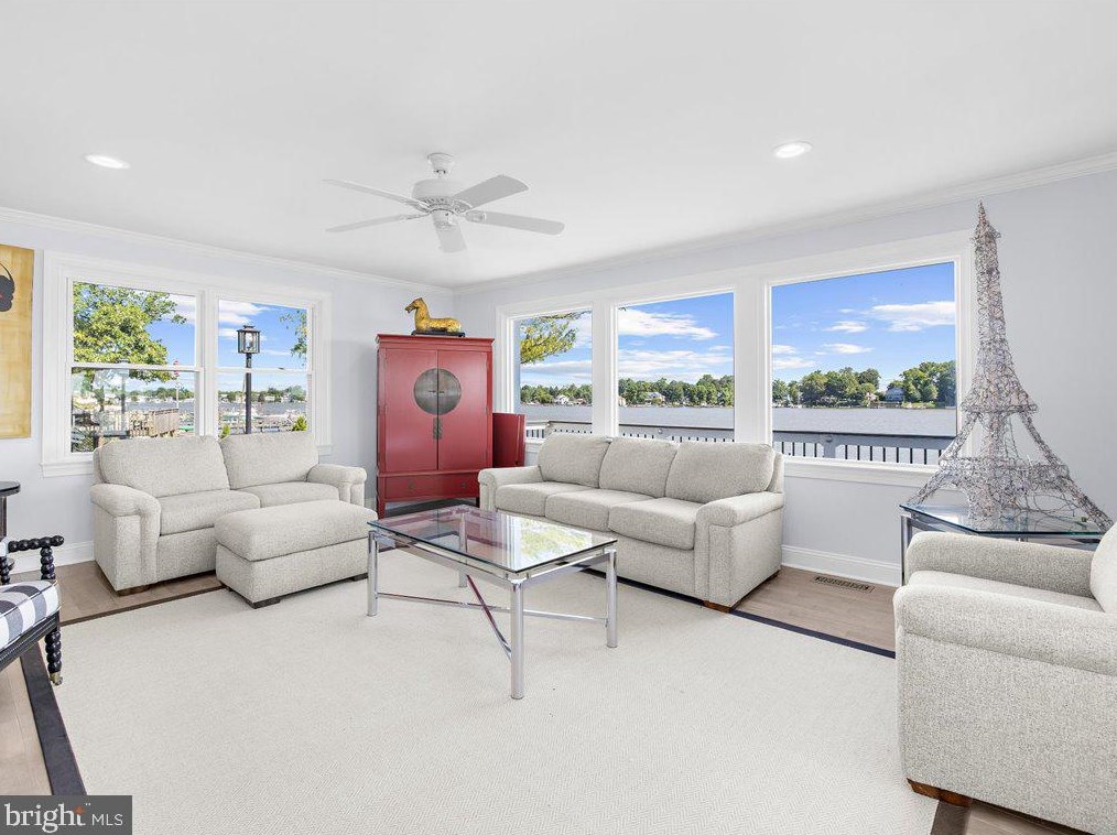 2227 Wicomico Rd, Baltimore MD  21221-1545 exterior